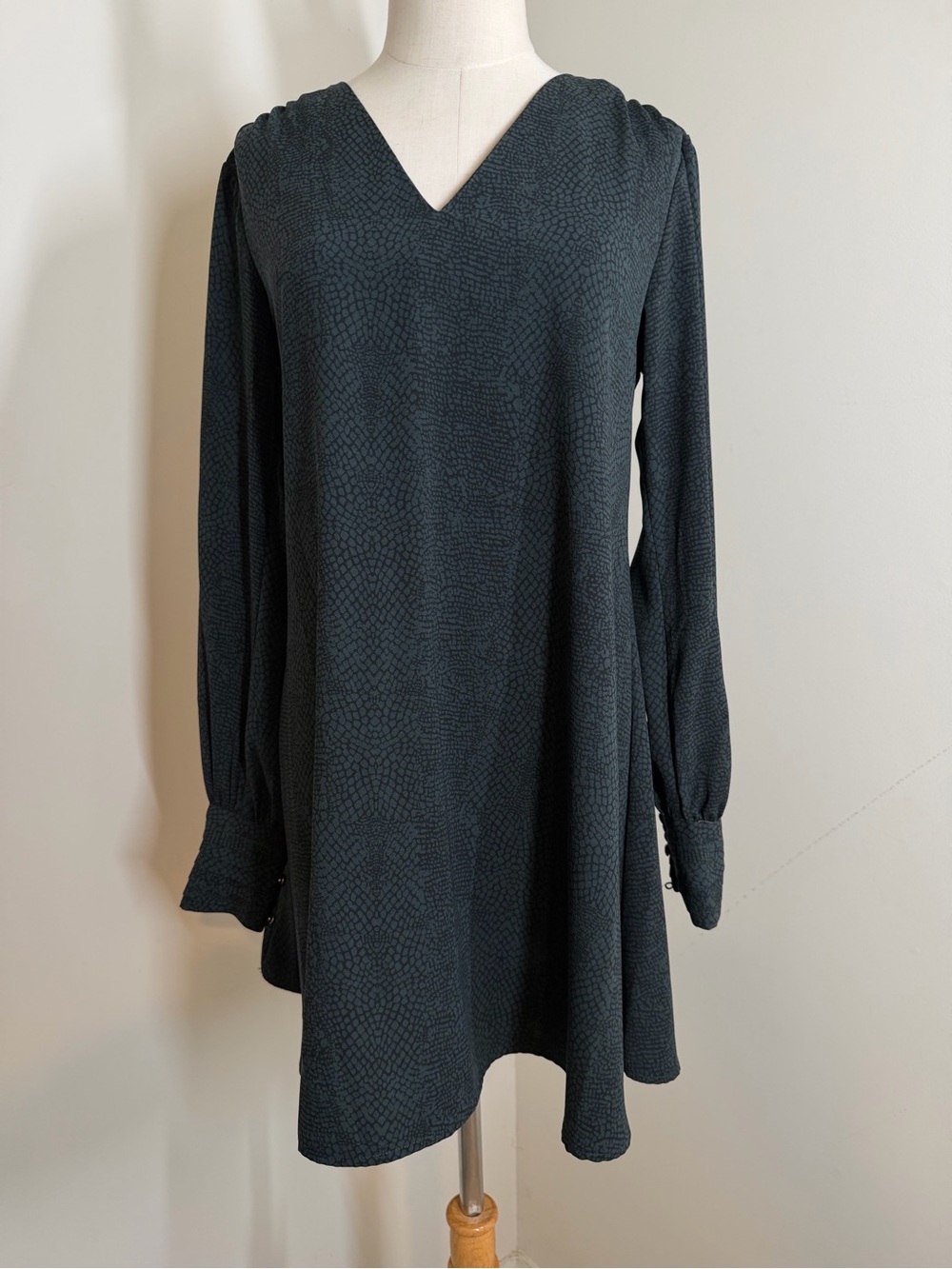 NEW! A New Day Seaside Green Snake Print-SZ XS-Long Sleeve Trapeze Dress